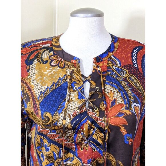 Chicos Top Blouse Womens Size M 8 Petite Multicolor Paisley Floral Lace Up Front - Picture 2 of 5
